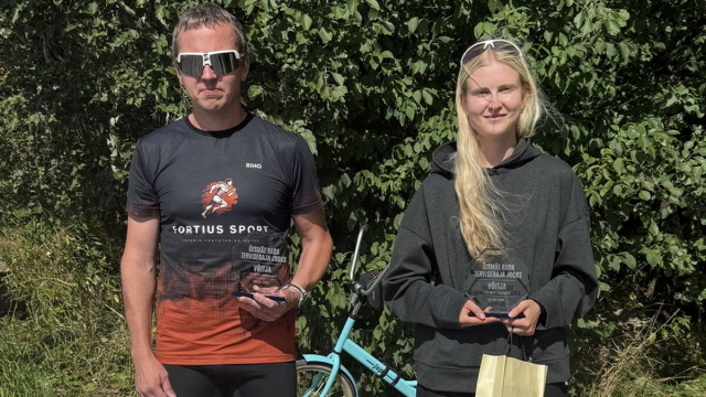 Õismäe raba terviseraja jooksu võitsid Riho Jürisoo ja Helena Ploom