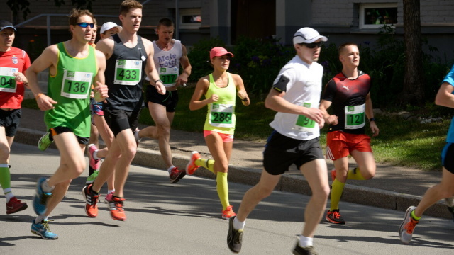Narvas selgitatakse ka poolmaratoni Eesti meistrid veteranide vanuseklassides