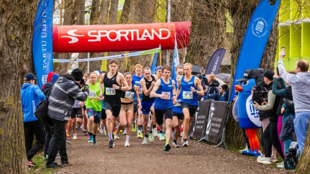 Tartu Ülikooli kevadjooksu võitsid Martin Vilismäe ja Liis Grete Hussar