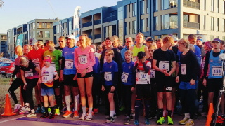 Tallinna sinilillejooksu võitsid Remi Edur ja Stella Sohvi Altmets